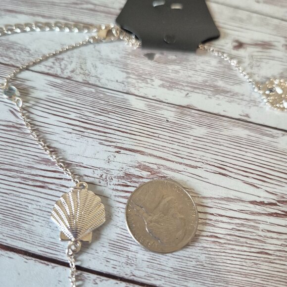 NWT XL Long Silver Seashell Charm Necklace - Picture 4 of 10